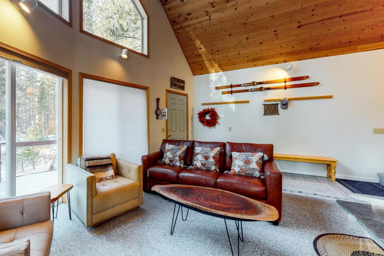 Вилла Poma Lane Soda Springs Экстерьер фото